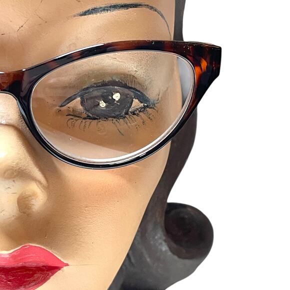 Betsey Johnson +1.50 Reading Glasses Readers Tortoise Cat Eye - Picture 2 of 3